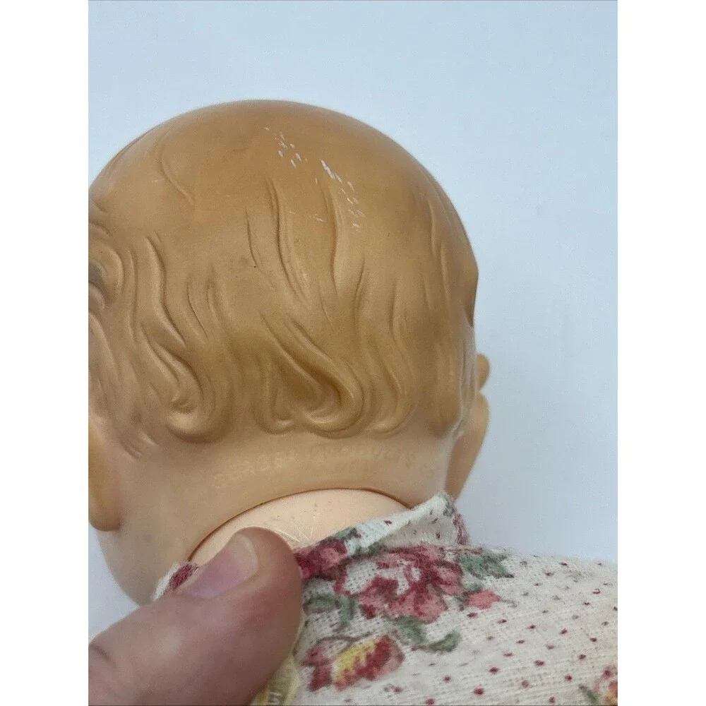 Vintage 1981 Gerber Baby Doll Side To Side Eyes Molded Head Soft Body